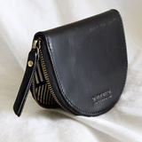 LAURA'S purse⎜Black classic leather