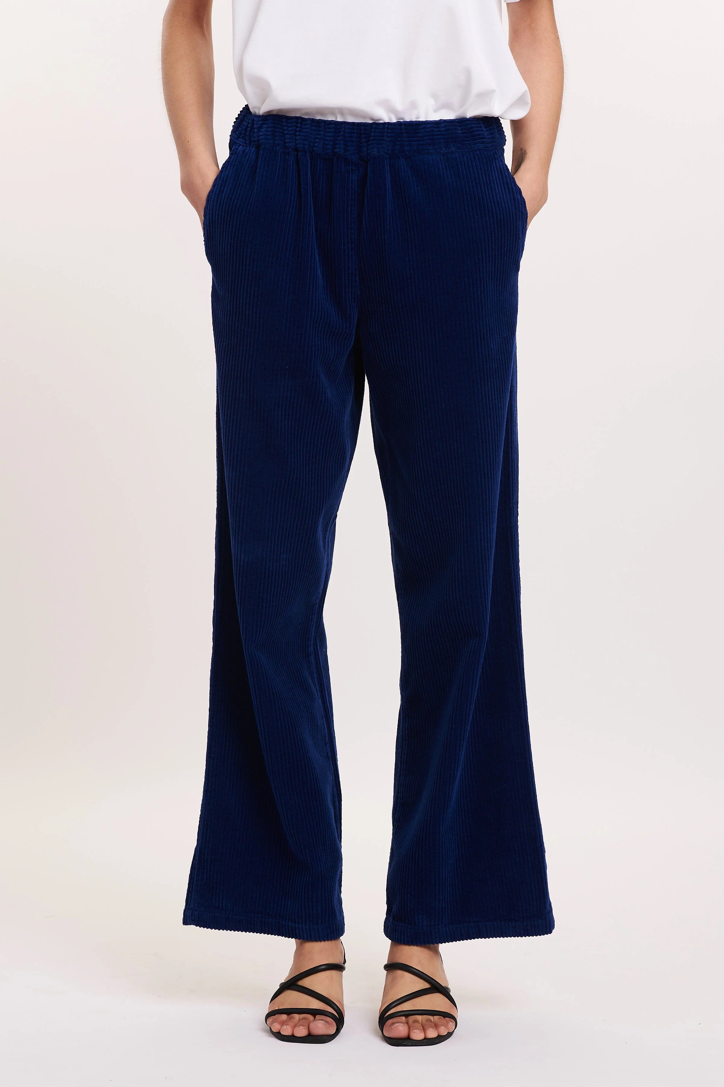 Maat 38 - ELVIS corduroy pants