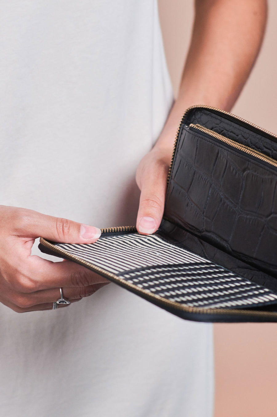 SONNY long wallet⎜Black Croco